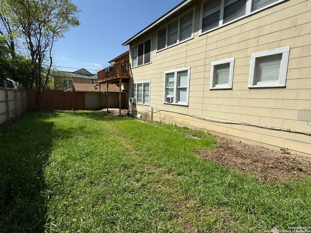 538 W ELSMERE PL, San Antonio, TX 78212