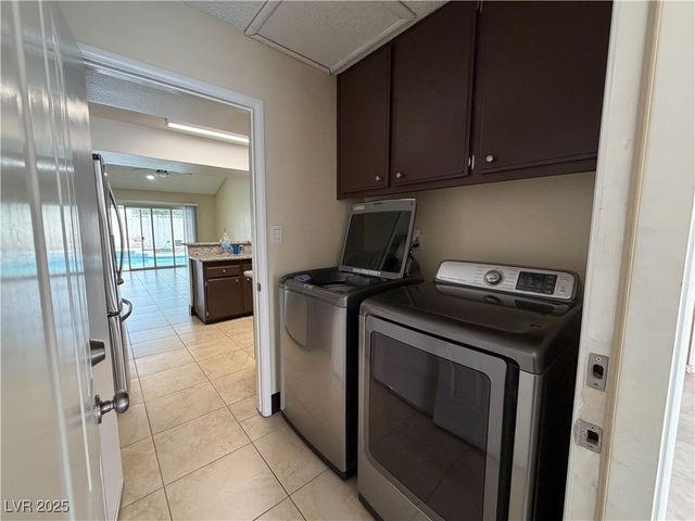 5162 Winston Street, Las Vegas, NV 89103