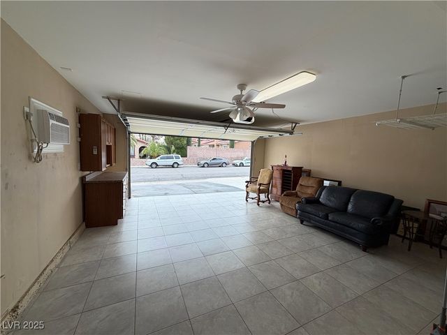 5162 Winston Street, Las Vegas, NV 89103