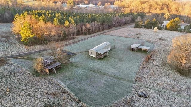 2385 Clacie Lane, Liberty, NC 27298