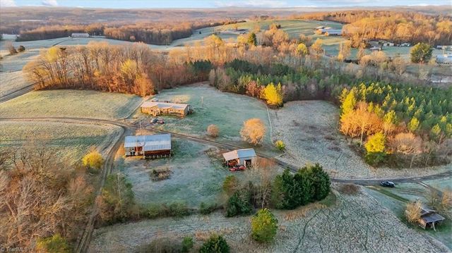 2385 Clacie Lane, Liberty, NC 27298