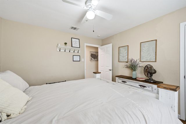 1200 N 5th Street, Waco, TX 76707