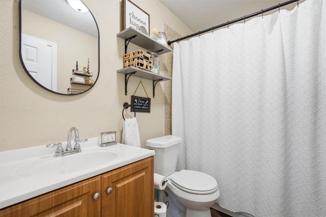 1200 N 5th Street, Waco, TX 76707