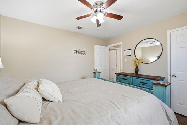 1200 N 5th Street, Waco, TX 76707