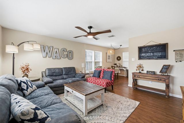 1200 N 5th Street, Waco, TX 76707