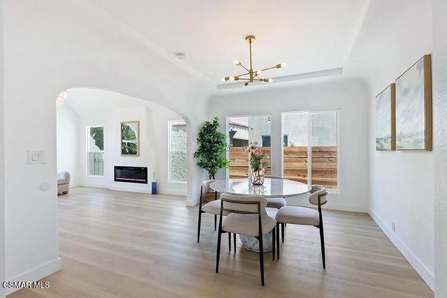 2958 West Boulevard, Los Angeles, CA 90016