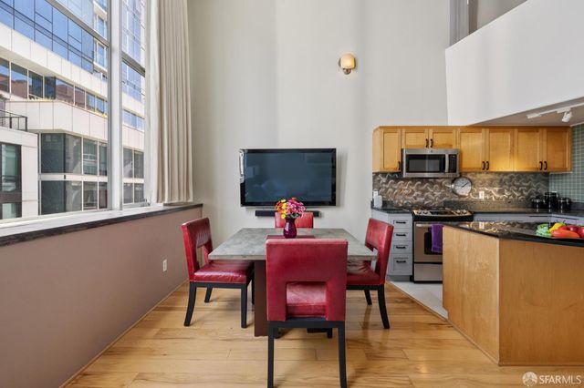 18 Lansing Street 302, San Francisco, CA 94117