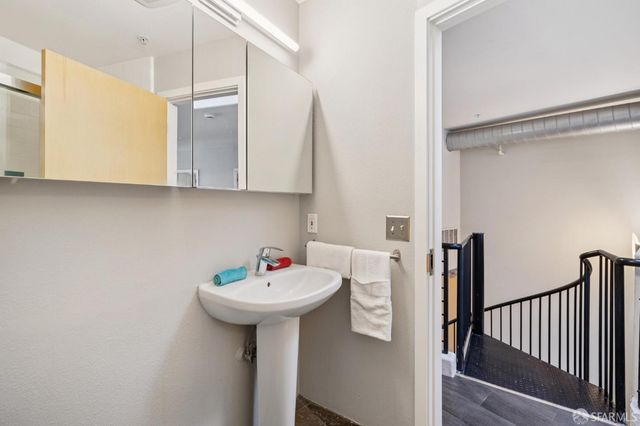18 Lansing Street 302, San Francisco, CA 94117