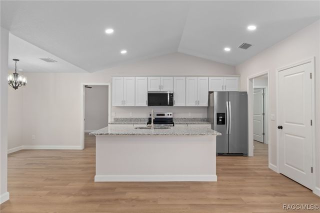 3155 W Randolph Lane, Citrus Springs, FL 34433