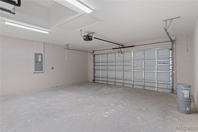 3155 W Randolph Lane, Citrus Springs, FL 34433