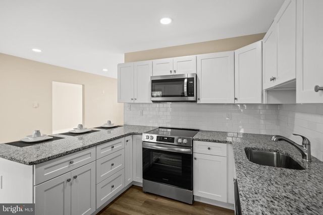601 NEW YORK RD, Browns Mills, NJ 08015