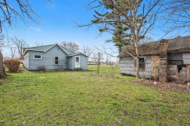 319 Fruit Street, South Haven, MI 49090