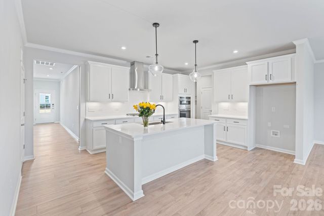 948 Exeter Drive, Sherrills Ford, NC 28673