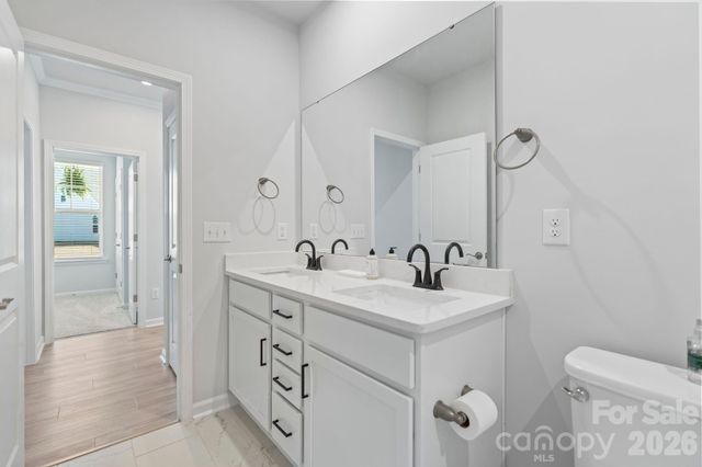 948 Exeter Drive, Sherrills Ford, NC 28673