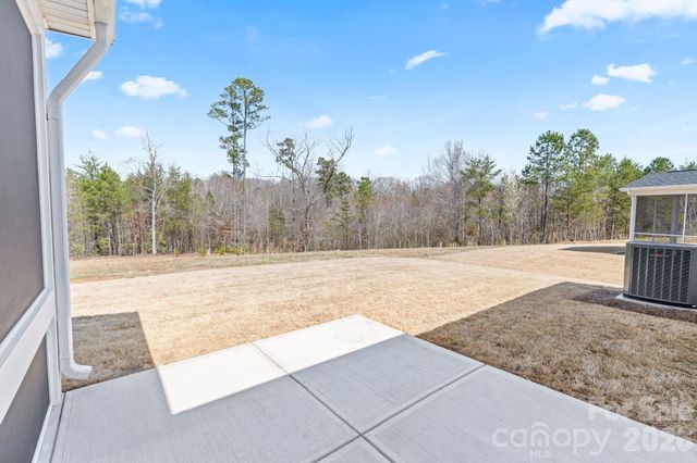948 Exeter Drive, Sherrills Ford, NC 28673