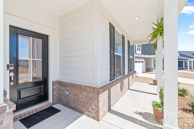 948 Exeter Drive, Sherrills Ford, NC 28673