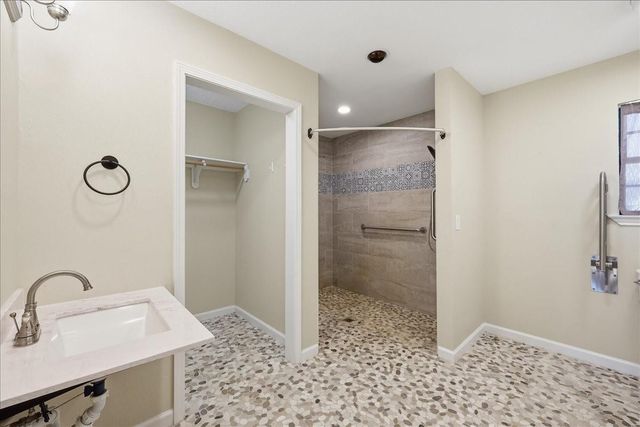 1065 Fm 1078, Orange, TX 77632