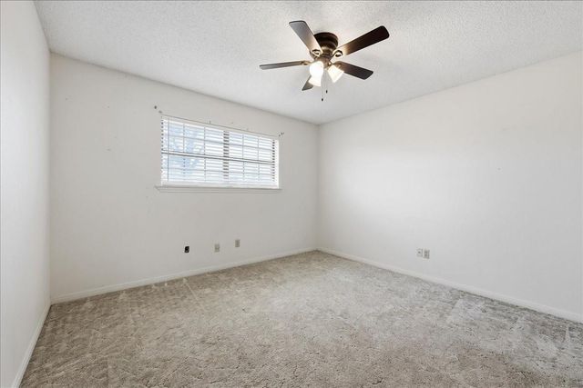 1065 Fm 1078, Orange, TX 77632