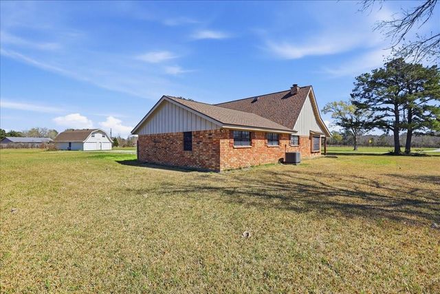 1065 Fm 1078, Orange, TX 77632