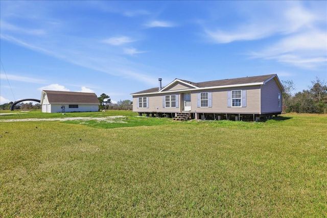 1065 Fm 1078, Orange, TX 77632