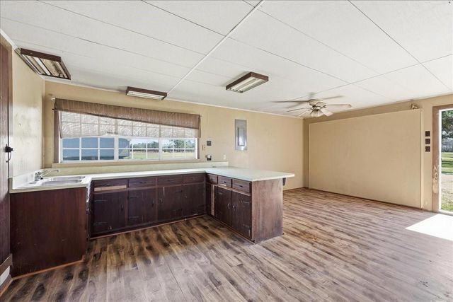 1065 Fm 1078, Orange, TX 77632