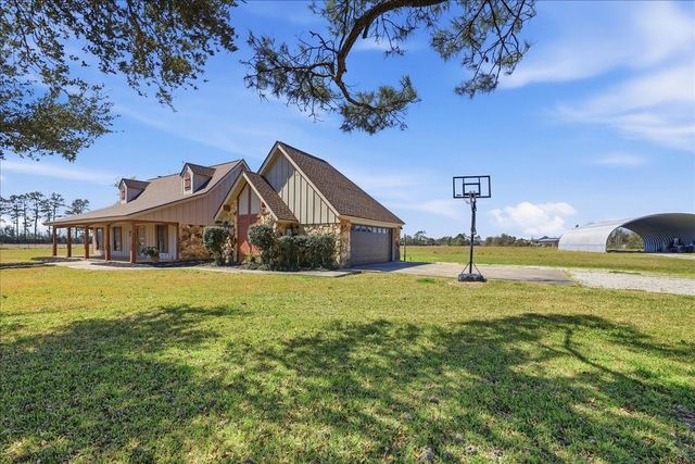 1065 Fm 1078, Orange, TX 77632