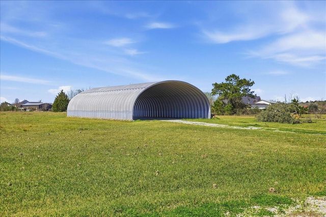 1065 Fm 1078, Orange, TX 77632