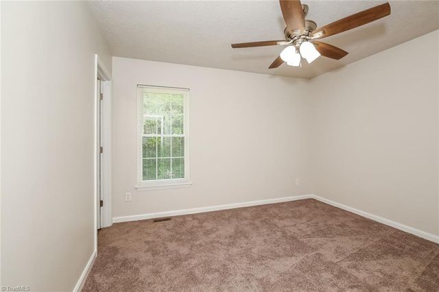 821 Dogwood Circle, High Point, NC 27260