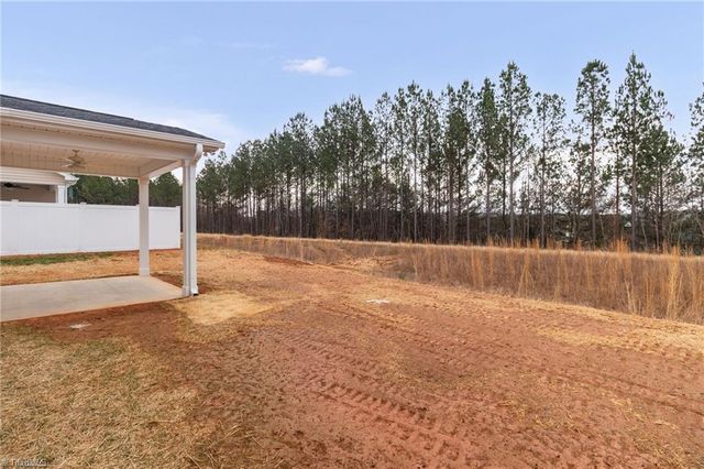 504 Beeson Court, Clemmons, NC 27012