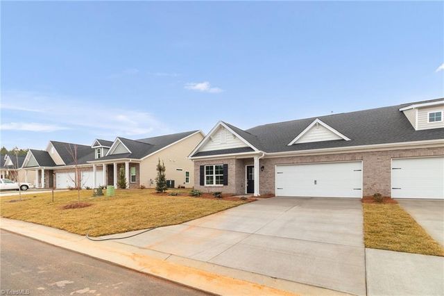 504 Beeson Court, Clemmons, NC 27012