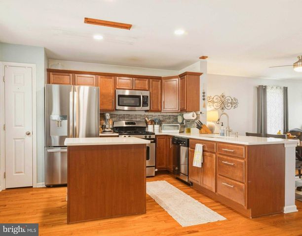 131 W MONROE AVE W, Magnolia, NJ 08049