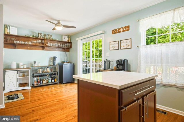 131 W MONROE AVE W, Magnolia, NJ 08049