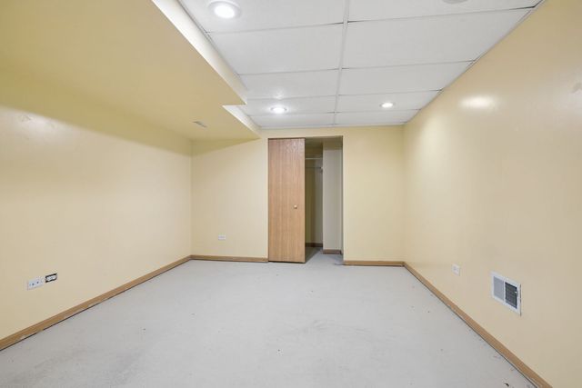 740 Countryside Drive, Bolingbrook, IL 60490