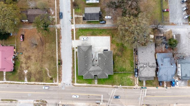 236 Airways Blvd, Jackson, TN 38301