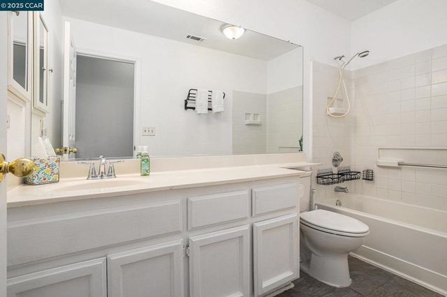 580 Hacienda Drive, Oakley, CA 94561