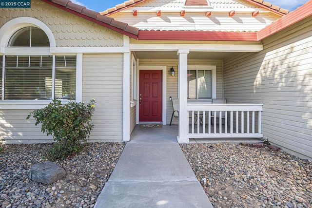 580 Hacienda Drive, Oakley, CA 94561