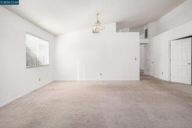 580 Hacienda Drive, Oakley, CA 94561