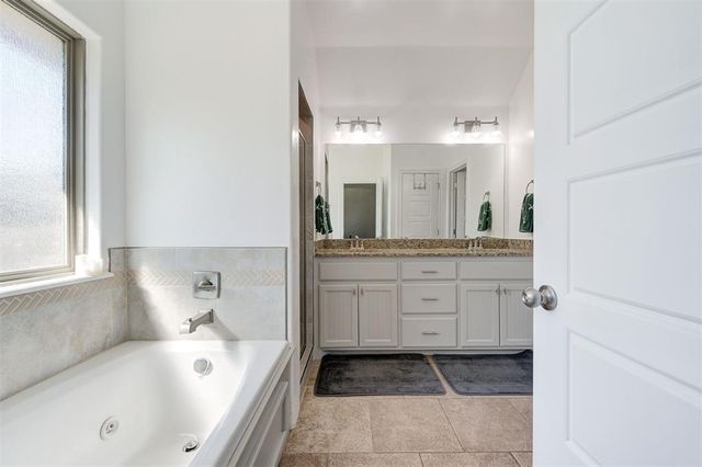 8312 NW 138th Circle, Oklahoma City, OK 73142