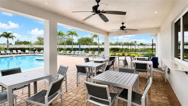 1248 Enbrook LOOP, Naples, FL 34114