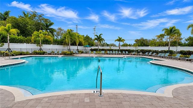 1248 Enbrook LOOP, Naples, FL 34114