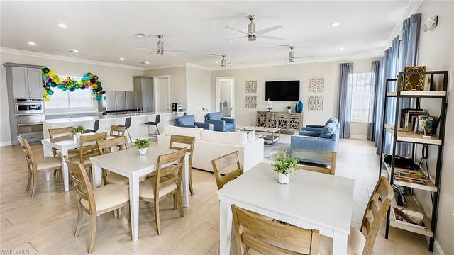 1248 Enbrook LOOP, Naples, FL 34114