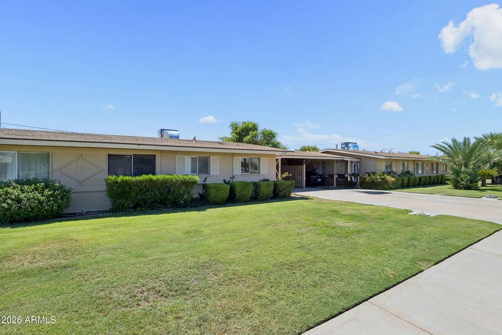 10511 W CLAIR Drive, Sun City, AZ 85351 — photo 2