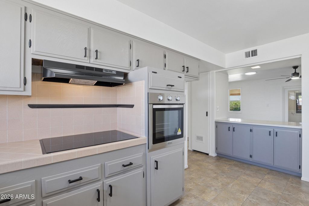 10511 W CLAIR Drive, Sun City, AZ 85351 — photo 4