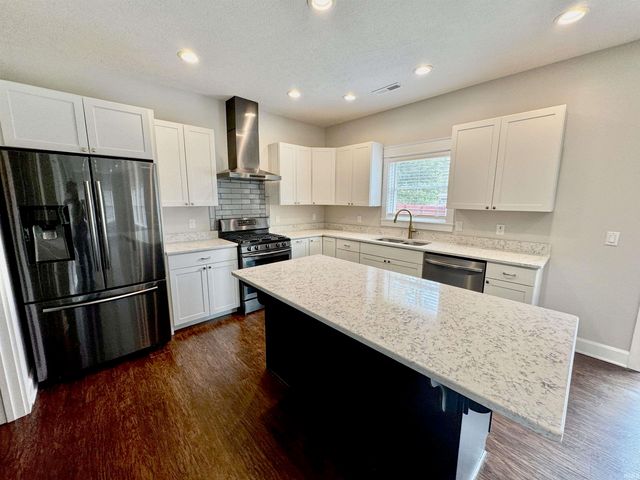 668 N Meadowlark Lane, Bloomington, IN 47408