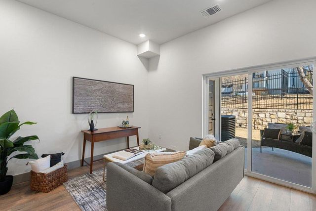 2450 Wickersham LN 2012, Austin, TX 78741