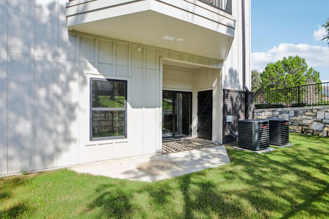 2450 Wickersham LN 2012, Austin, TX 78741