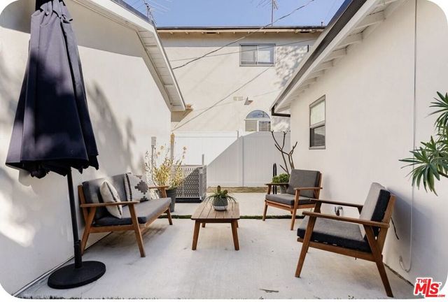 12812 W Greene Avenue, Los Angeles, CA 90066