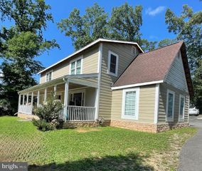4038 GUINEA RD, Fairfax, VA 22032