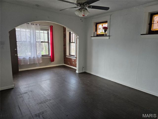 4338 Oregon Avenue, St Louis, MO 63111