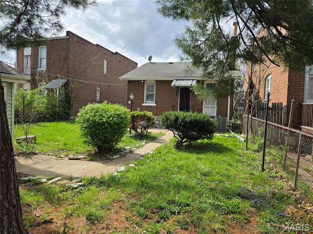 4338 Oregon Avenue, St Louis, MO 63111